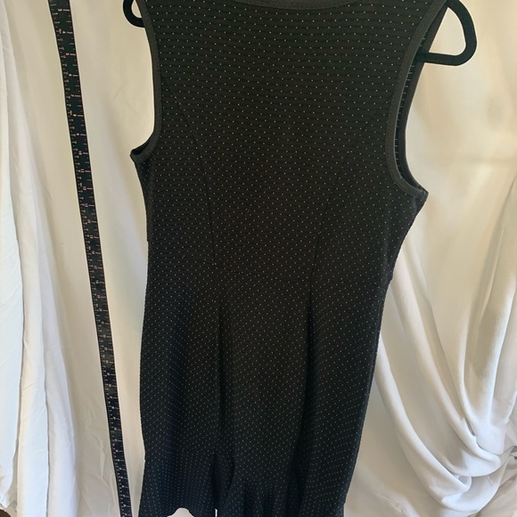 Really cute dress. Fits nice, slight flare at hem is flattering. Stretchy - Picture 2 of 5